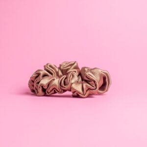 Scrunchies o Moña de satin TIPO COLA